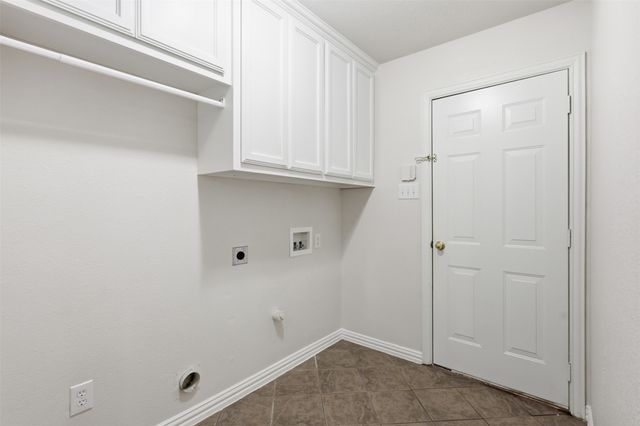 1313 Val Verde Court, Denton, TX 76210