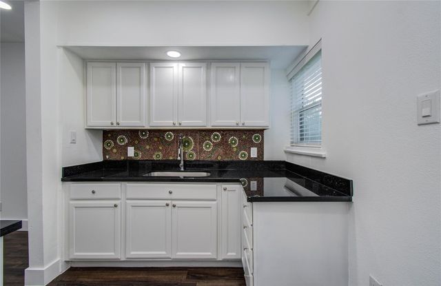 7530 Park Place Boulevard, Houston, TX 77087