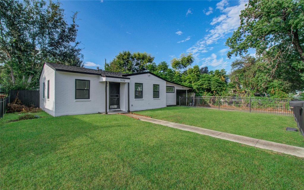 7530 Park Place Boulevard, Houston, TX 77087