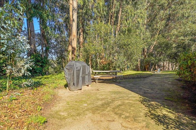 755 14th Avenue 109, Santa Cruz, CA 95062