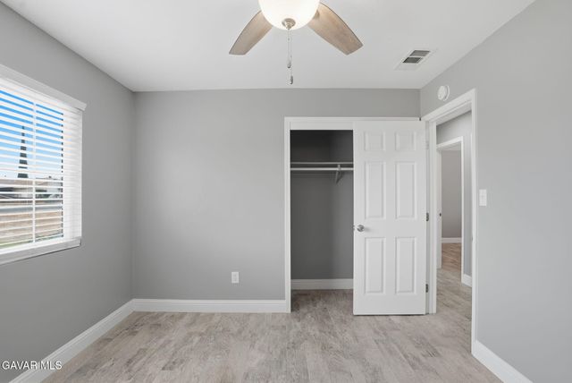 10500 Lonon Avenue, Bakersfield, CA 93312