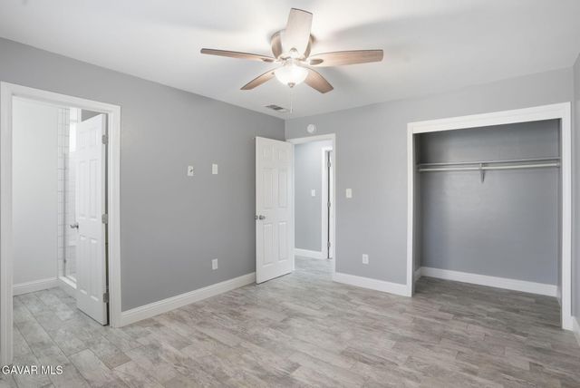 10500 Lonon Avenue, Bakersfield, CA 93312