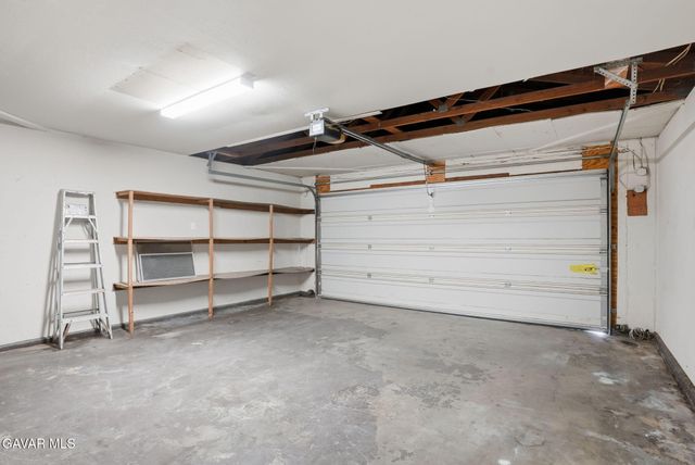 10500 Lonon Avenue, Bakersfield, CA 93312