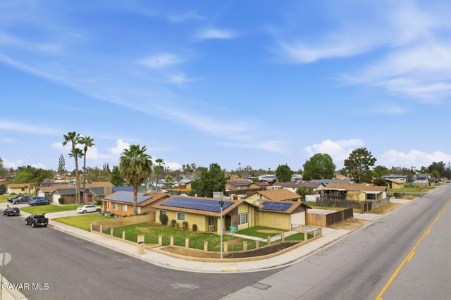 10500 Lonon Avenue, Bakersfield, CA 93312