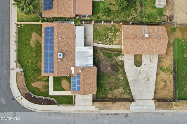 10500 Lonon Avenue, Bakersfield, CA 93312