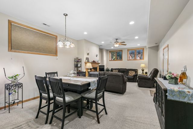 4426 S Calumet Avenue G, Chicago, IL 60653
