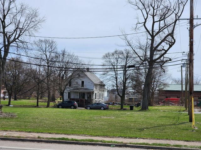 6333 WATERLOO Street, Detroit, MI 48207