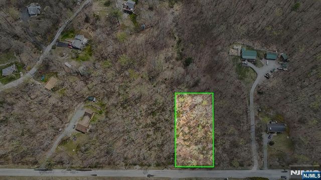 11 Oak Ridge Road, Montague, NJ 07827