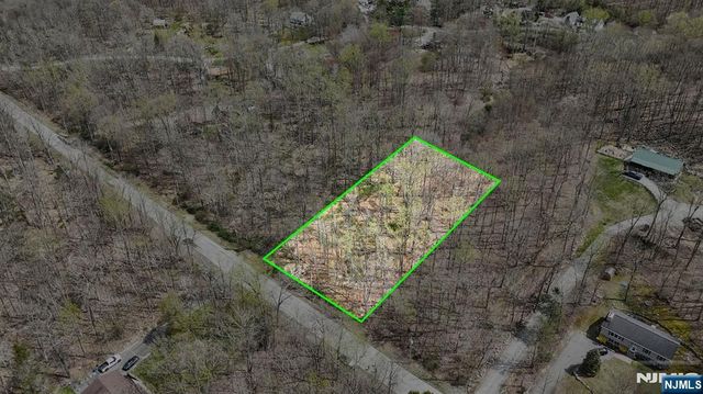11 Oak Ridge Road, Montague, NJ 07827
