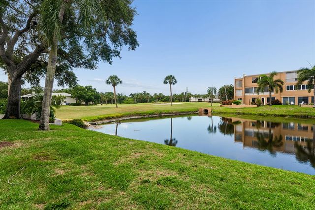 225 COUNTRY CLUB DRIVE C131, Largo, FL 33771
