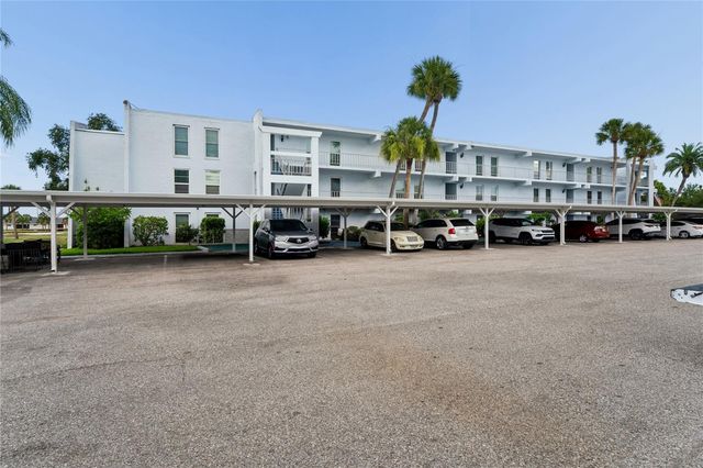 225 COUNTRY CLUB DRIVE C131, Largo, FL 33771