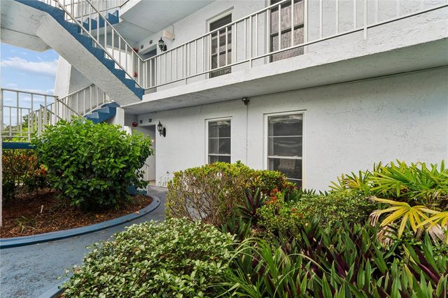 225 COUNTRY CLUB DRIVE C131, Largo, FL 33771