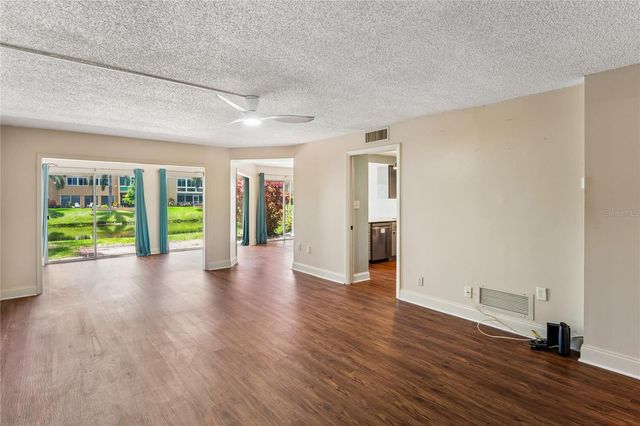 225 COUNTRY CLUB DRIVE C131, Largo, FL 33771