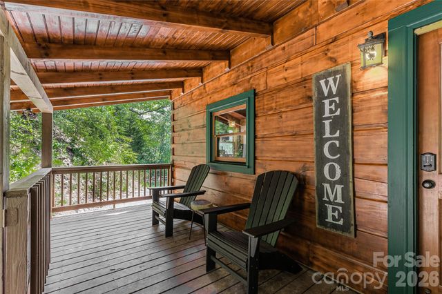 460 Briggs Cove Road, Robbinsville, NC 28771