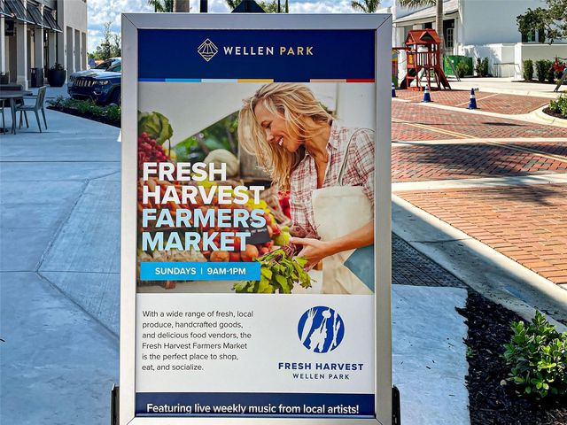 1586 MONARCH DRIVE 1586, Venice, FL 34293