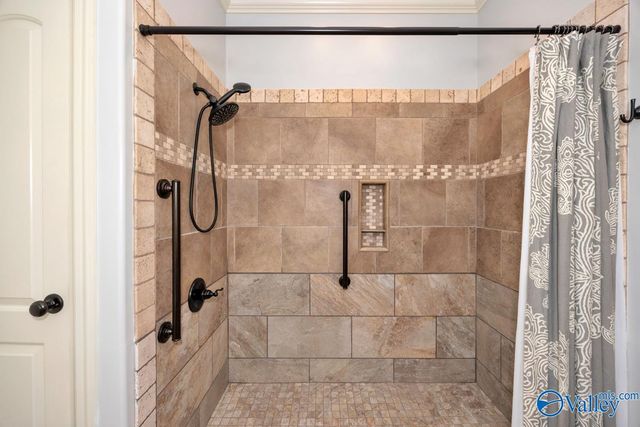 16335 Travertine Drive, Athens, AL 35613