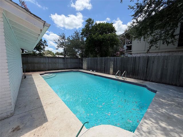 4202 N Hills DR, Austin, TX 78731