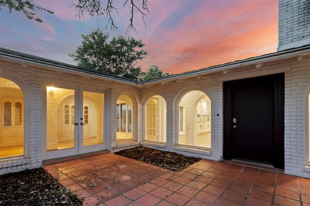 4202 N Hills DR, Austin, TX 78731
