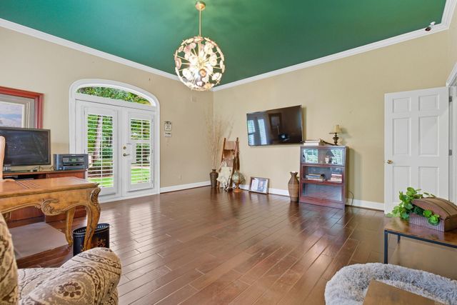 37 Chenal Circle, Little Rock, AR 72223