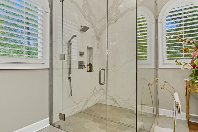 37 Chenal Circle, Little Rock, AR 72223