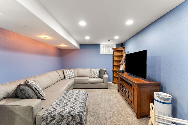 1509 Concord Street S, South Saint Paul, MN 55075