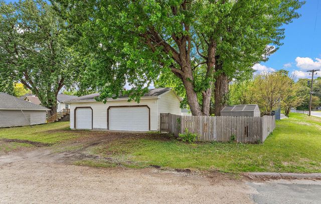 1509 Concord Street S, South Saint Paul, MN 55075