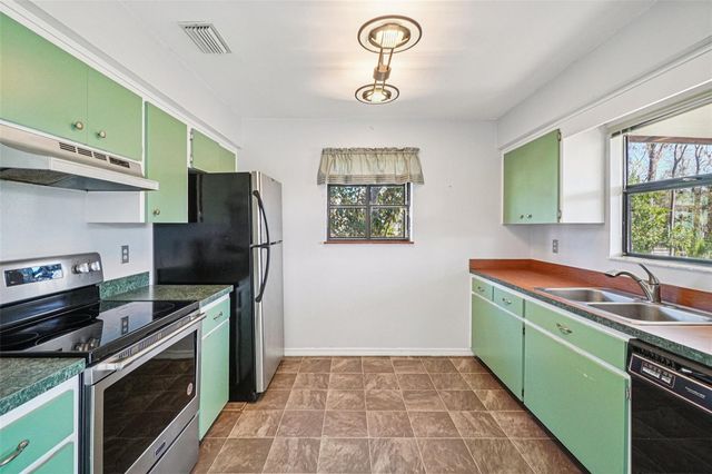 18411 AUTUMN MIST DRIVE, Lutz, FL 33549