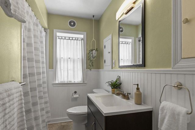 3806 Sycamore Avenue, Madison, WI 53714