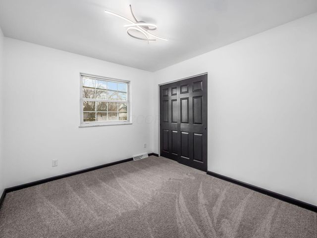 1439 Firwood Drive, Columbus, OH 43229