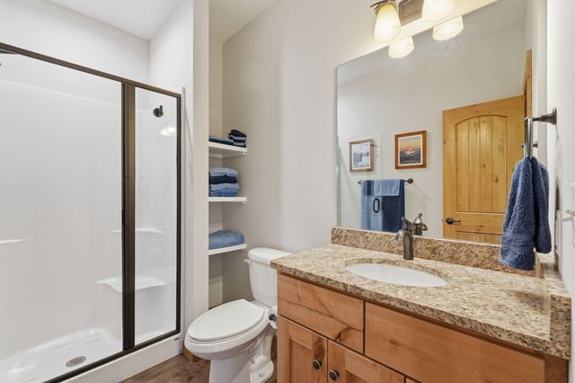 1 Grand Drive, Blue Eye, MO 65611