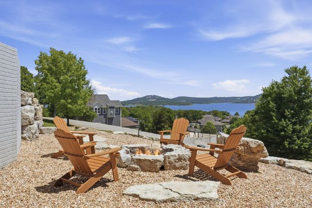 1 Grand Drive, Blue Eye, MO 65611