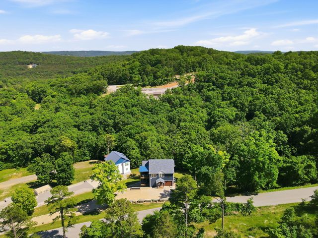 1 Grand Drive, Blue Eye, MO 65611