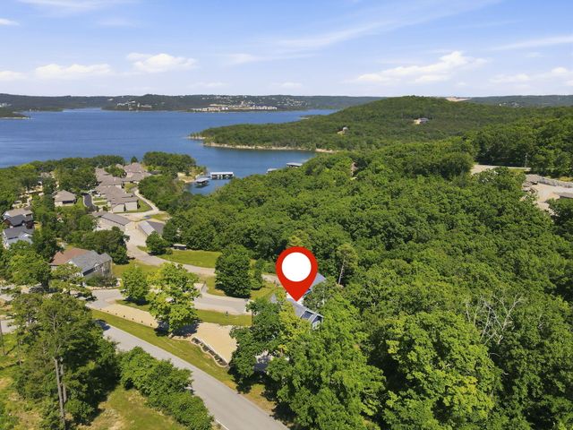 1 Grand Drive, Blue Eye, MO 65611