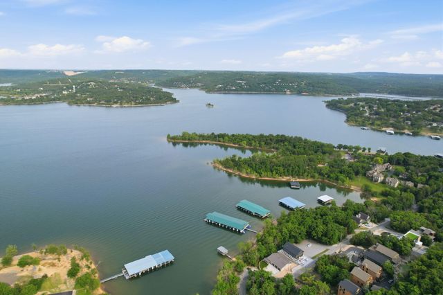 1 Grand Drive, Blue Eye, MO 65611
