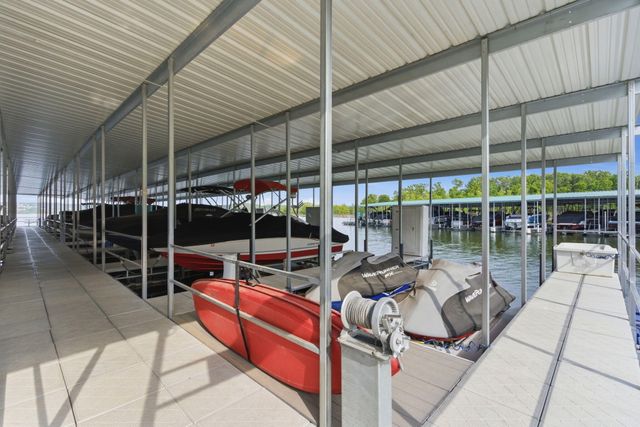 1 Grand Drive, Blue Eye, MO 65611