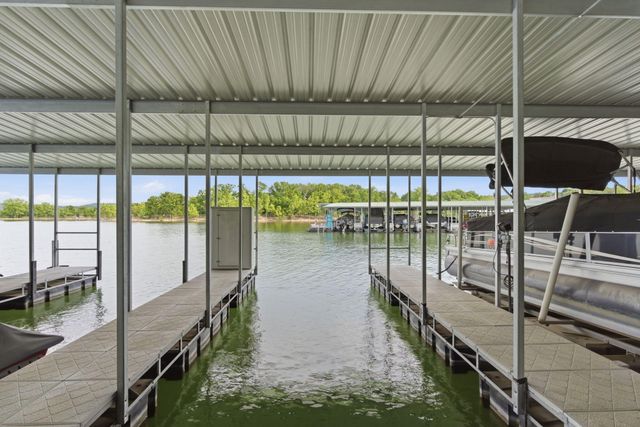 1 Grand Drive, Blue Eye, MO 65611