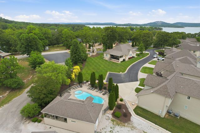1 Grand Drive, Blue Eye, MO 65611
