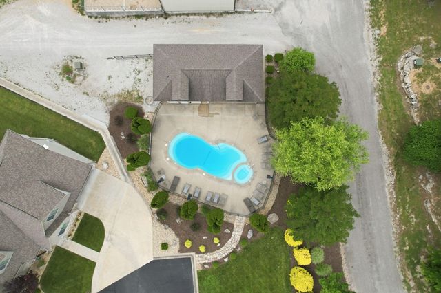 1 Grand Drive, Blue Eye, MO 65611