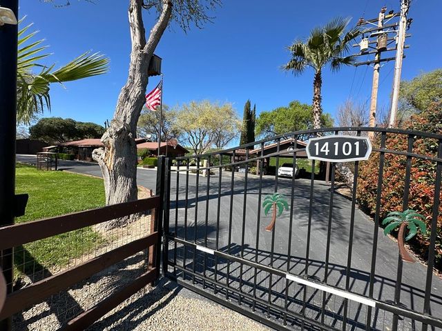 14101 W Bethany Rd, Tracy, CA 95304