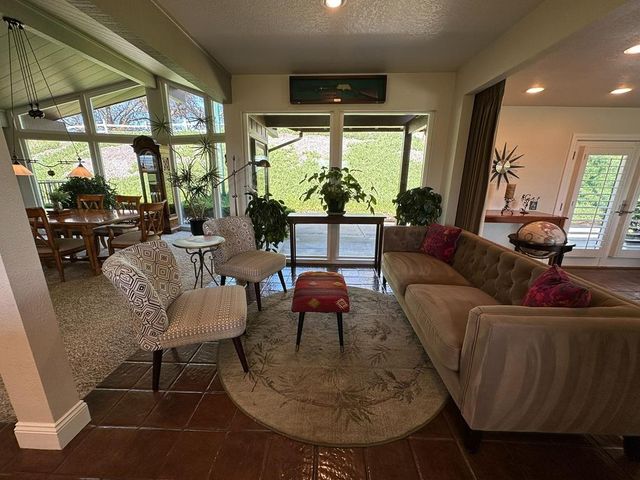 14101 W Bethany Rd, Tracy, CA 95304