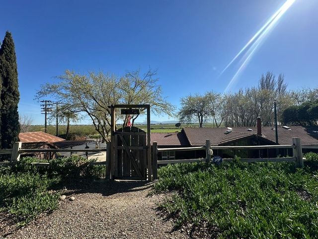 14101 W Bethany Rd, Tracy, CA 95304