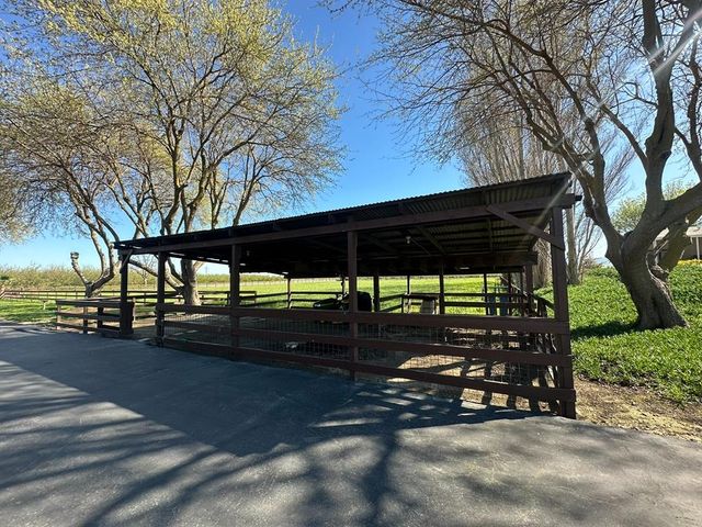 14101 W Bethany Rd, Tracy, CA 95304