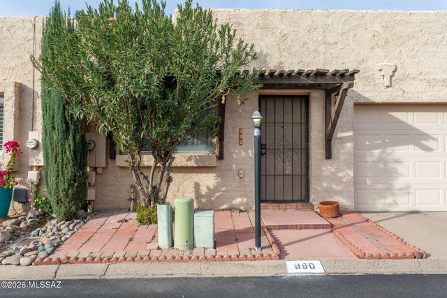 990 W Paria Lane, Tucson, AZ 85704