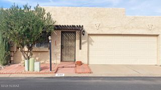 990 W Paria Lane, Tucson, AZ 85704