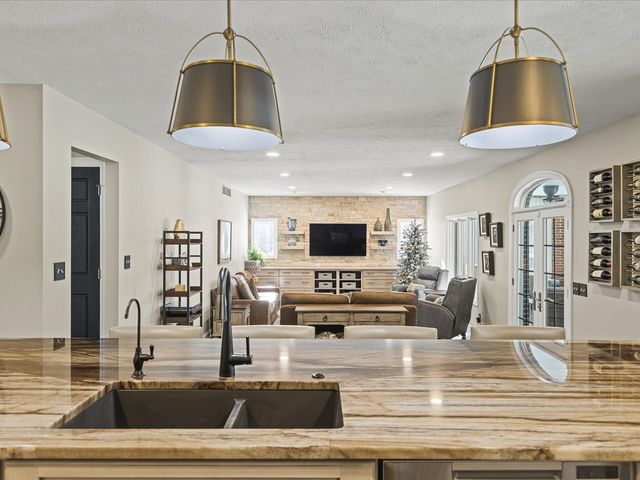 14161 Hickory Rise Court, Roscoe, IL 61073