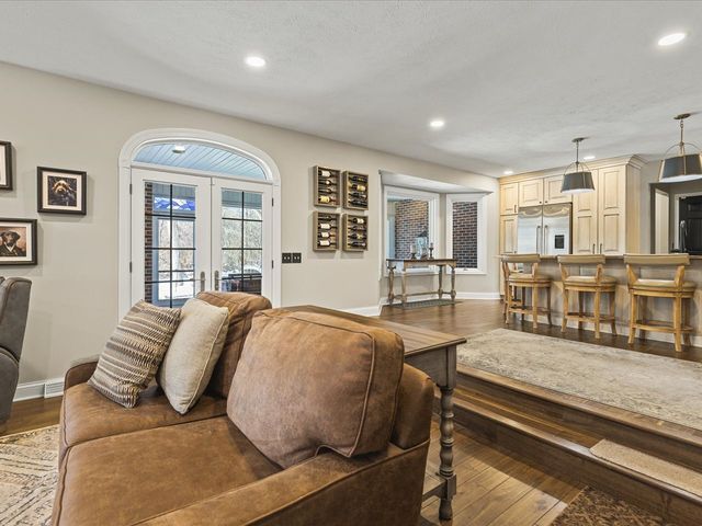 14161 Hickory Rise Court, Roscoe, IL 61073