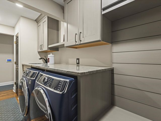 14161 Hickory Rise Court, Roscoe, IL 61073