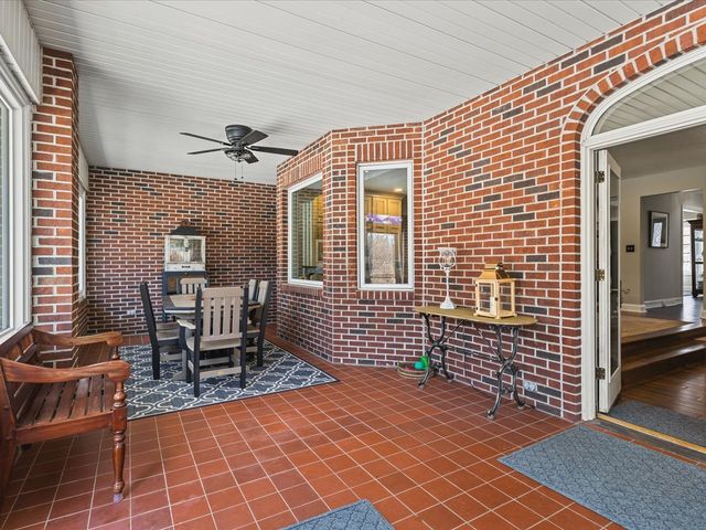 14161 Hickory Rise Court, Roscoe, IL 61073