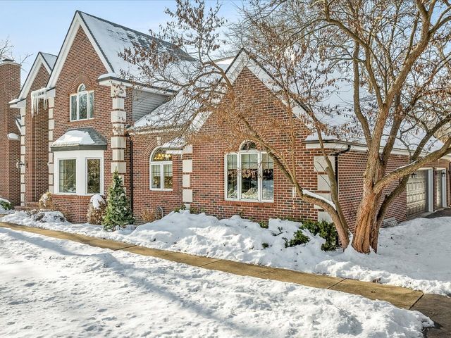 14161 Hickory Rise Court, Roscoe, IL 61073