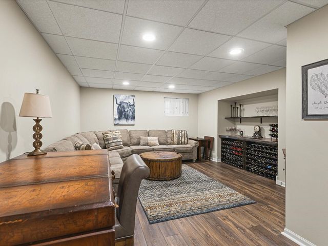 14161 Hickory Rise Court, Roscoe, IL 61073